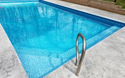 Changer la toile de sa piscine : quand et comment le faire ?