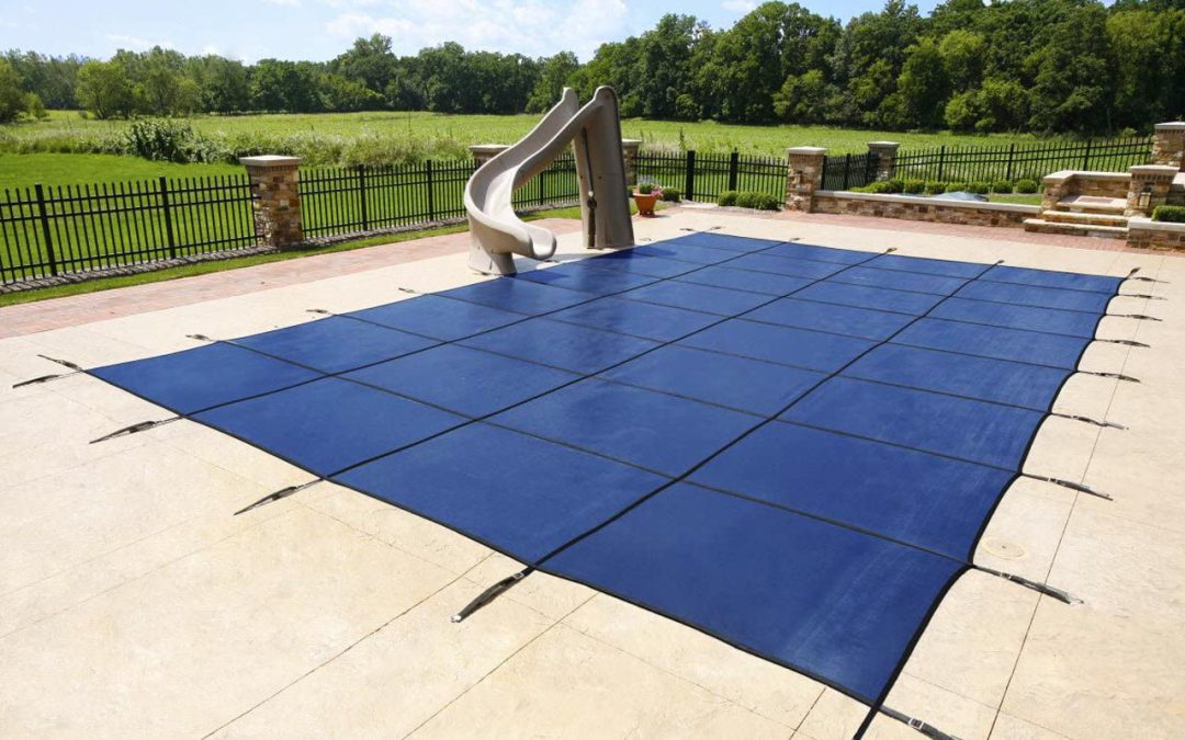 Fermeture de piscine : tout pour bien préparer l’hiver